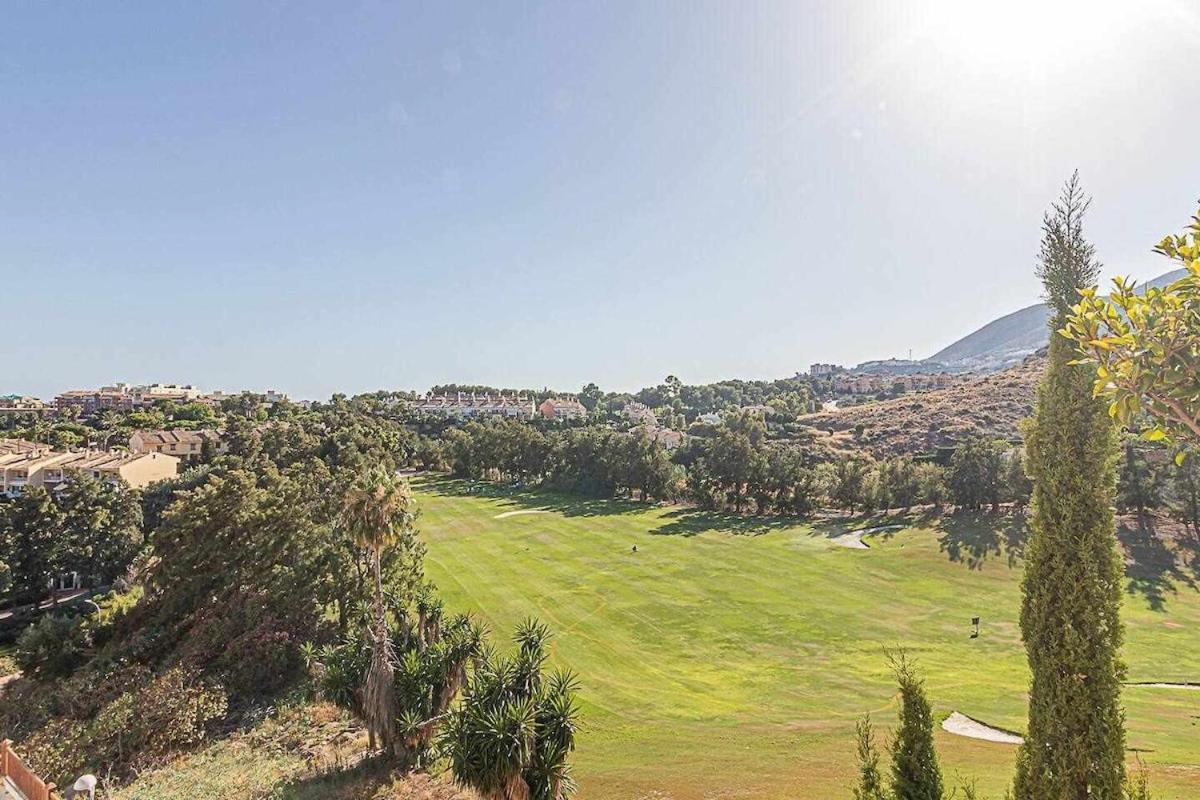 797 Holiday Rentals - Moderno Piso Para 5 Con Hermosas Vistas Benalmadena Ngoại thất bức ảnh